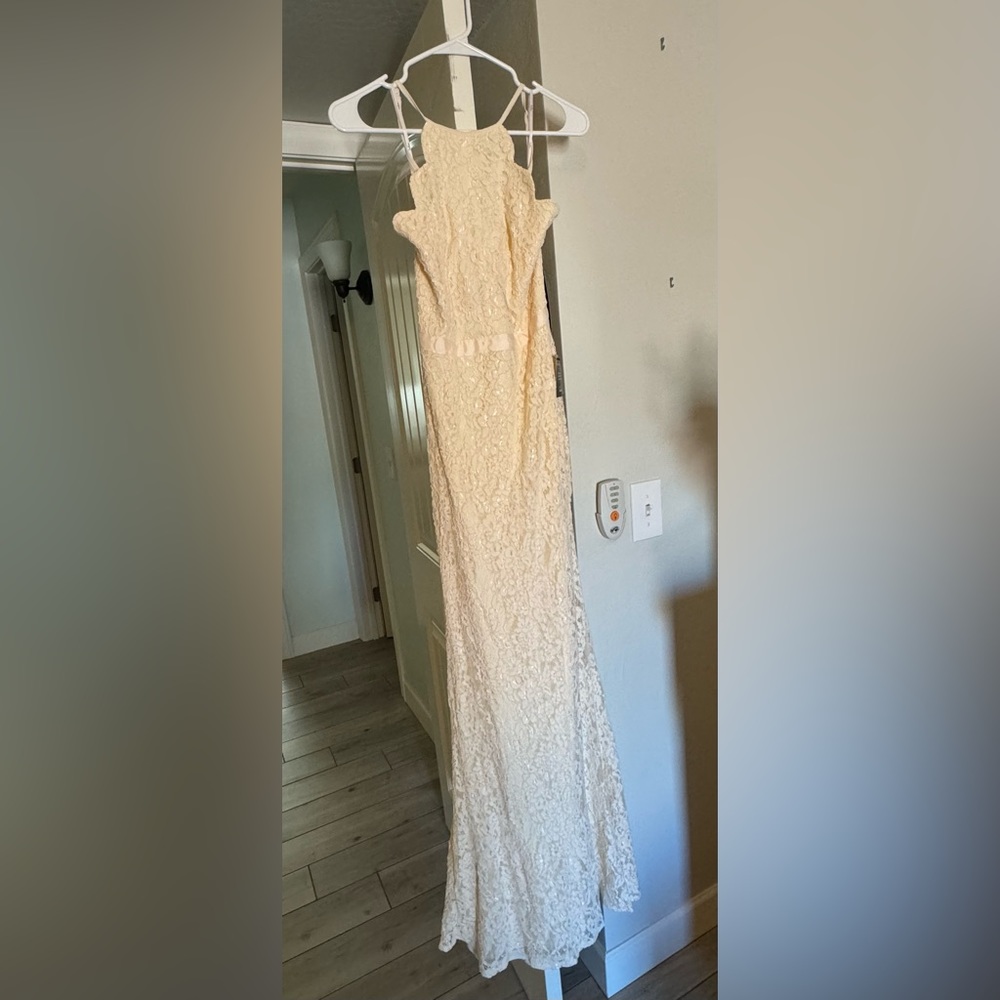 Lulu’s Zenith Cream Lace Dress